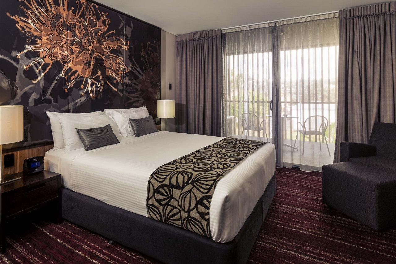 Mantra 4* Gladstone