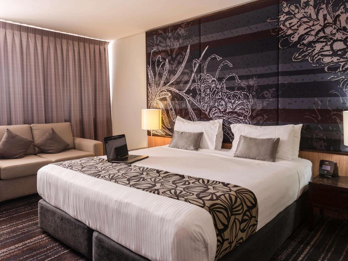 Mantra Aparthotel